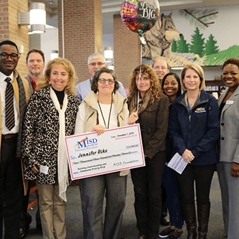 Mouser Continues Investment in Students, Awards Grant for STEM Education in Local Schools